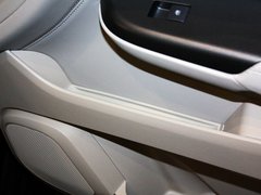 凯迪拉克SRX 2012款 3.0 自动 精英型 5座