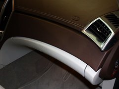 凯迪拉克SRX 2012款 3.0 自动 精英型 5座