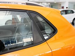 Polo 2012款 Cross Polo 1.6L AT 