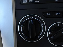 启辰D50 2012款 1.6L 自动 尊贵版