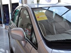 启辰D50 2012款 1.6L 自动 尊贵版