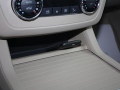 奔驰M级 2012款 ML350 3.5L 豪华型 5座