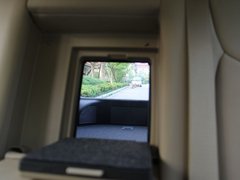 荣威950 2012款 3.0L 自动 旗舰版