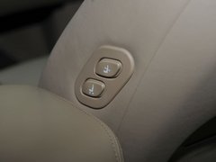 荣威950 2012款 3.0L 自动 旗舰版
