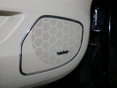 荣威950 2012款 3.0L 自动 旗舰版