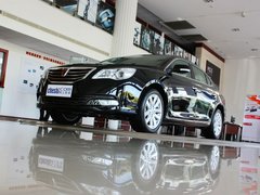 荣威  荣威950 3.0L AT