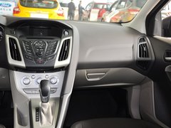 福克斯 2012款 三厢 1.6L DCT 舒适型