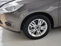 福克斯 2012款 三厢 1.6L DCT 舒适型