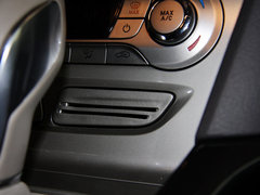 福克斯 2012款 三厢 1.6L DCT 尊贵型