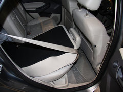 福克斯 2012款 三厢 1.6L DCT 尊贵型