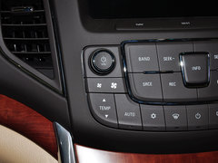 荣威950 2012款 2.0L 自动 典雅版
