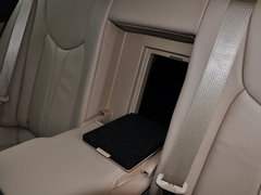 荣威950 2012款 2.0L 自动 典雅版
