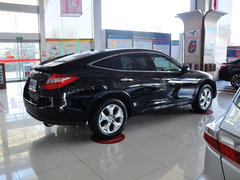 广汽本田  2.4L 自动 车辆正右侧