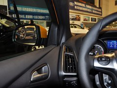 福克斯（进口） 2013款 ST 2.0T 手动 橙色版
