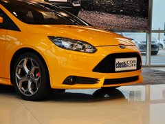福克斯（进口） 2013款 ST 2.0T 手动 橙色版