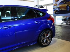 福克斯（进口） 2013款 ST 2.0T 手动 橙色版