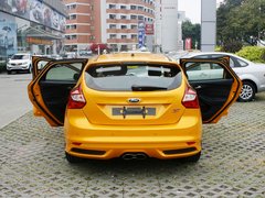 福克斯（进口） 2013款 ST 2.0T 手动 橙色版
