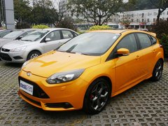 福克斯（进口） 2013款 ST 2.0T 手动 橙色版