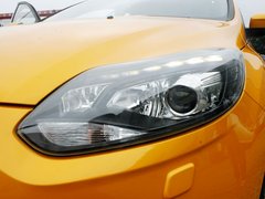 福克斯（进口） 2013款 ST 2.0T 手动 橙色版