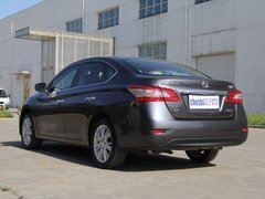 东风日产  新轩逸 车辆左后45度视角