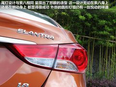 北京現(xiàn)代  朗動 1.8 DLX AT