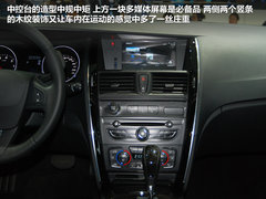 雷诺  塔利斯曼 2.5 AT