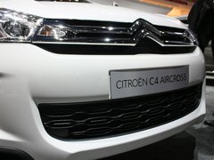 雪铁龙C4 Aircross 2012款 2.0L CVT 四驱豪华版 5座