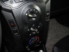 比亚迪F0 2012款 1.0L 手动 尚酷型