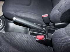 飞度（进口） 2013款 1.3L CVT 混合动力版