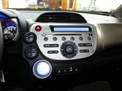 飞度（进口） 2013款 1.3L CVT 混合动力版