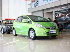 广汽本田  飞度 1.3L CVT 车辆右侧45度角