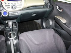 飞度（进口） 2013款 1.3L CVT 混合动力版