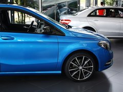 奔驰B级 2012款 B200 1.6T 