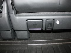 艾力绅 2012款 2.4L 自动 VTi豪华版 7座