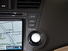 汉兰达 2012款 2.7L 自动 至尊版 7座