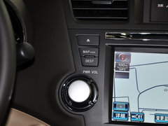 汉兰达 2012款 2.7L 自动 至尊版 7座