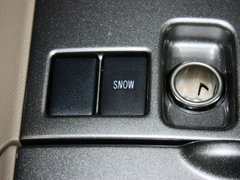 汉兰达 2012款 2.7L 自动 豪华版 7座