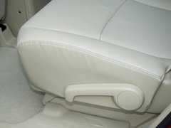 汉兰达 2012款 2.7L 自动 豪华版 7座