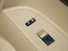 汉兰达 2012款 2.7L 自动 豪华版 7座