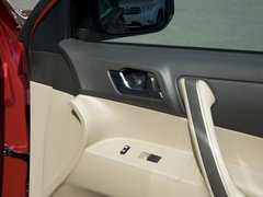 汉兰达 2012款 2.7L 自动 豪华版 7座