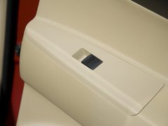 汉兰达 2012款 2.7L 自动 豪华版 7座