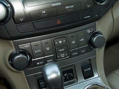 汉兰达 2012款 2.7L 自动 豪华版 7座