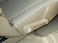 汉兰达 2012款 2.7L 自动 豪华版 7座