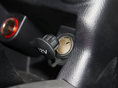 陆风X8 2012款 2.4L 手动 探索版汽油4X4豪华型 5座