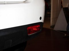 陆风X8 2012款 2.4L 手动 探索版汽油4X4豪华型 5座