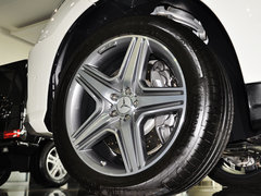 奔驰M级AMG 2012款 ML63 5.5T AMG 5座