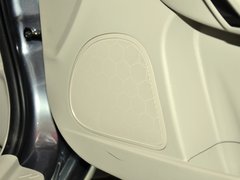 奔腾B70 2012款 1.8L 手动 时尚型