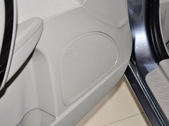 奔腾B70 2012款 1.8L 手动 时尚型