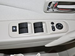奔腾B70 2012款 1.8L 手动 时尚型