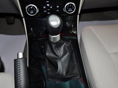 奔腾B70 2012款 1.8L 手动 时尚型